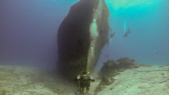 ship wreck diving in cozumel