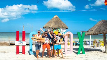 Tour a Holbox